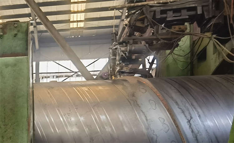 內直徑2500螺旋管，南寧DN1600mm螺旋管，dn2200mm螺旋焊管，樁基鋼護筒廠家