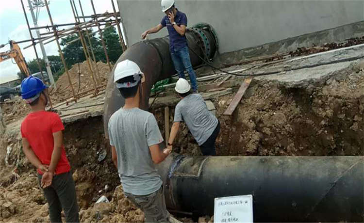 鋼材場(chǎng)旋挖樁鋼護(hù)筒廠家,IPN8710給水防腐螺旋管價(jià)格,720供水管,1220螺旋焊管