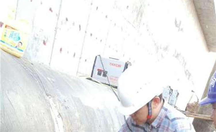 梧州鋼材場打樁鋼護筒,2500mm螺旋管,英德螺旋鋼管,排污鋼管廠家