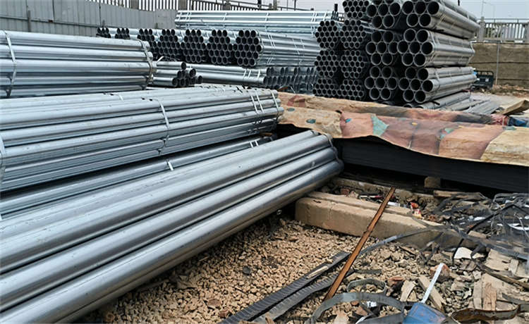 529-6mm螺旋焊管，900mm螺旋焊管，螺旋鋼管加工廠家，鋼材場(chǎng)污水處理螺旋管