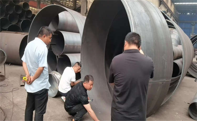 大型知名螺旋鋼管，賀州DN600螺旋鋼管，724mm螺旋鋼管，鋼材場丁字焊管加工廠家