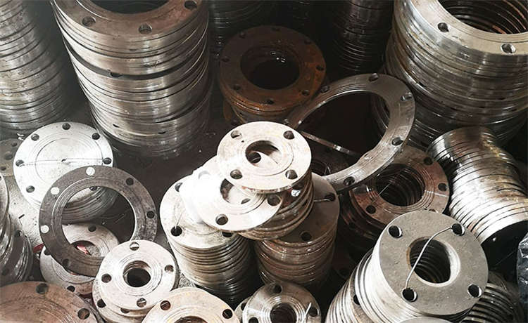 1200鋼立柱，DN2600鋼護(hù)筒定制，螺旋鋼管生產(chǎn)廠家，廠家直銷防腐螺旋鋼管