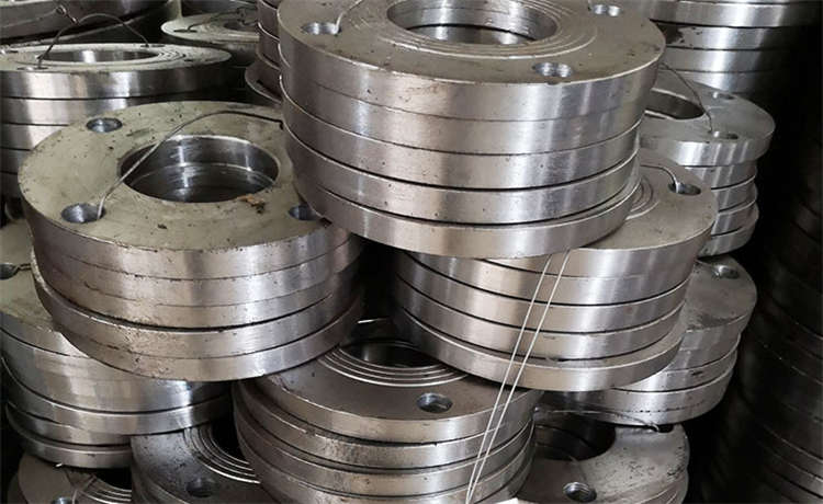 廠家直銷售后完善,鋼材場(chǎng)打樁鋼護(hù)筒廠家,2320mm螺旋鋼管,2420螺旋管