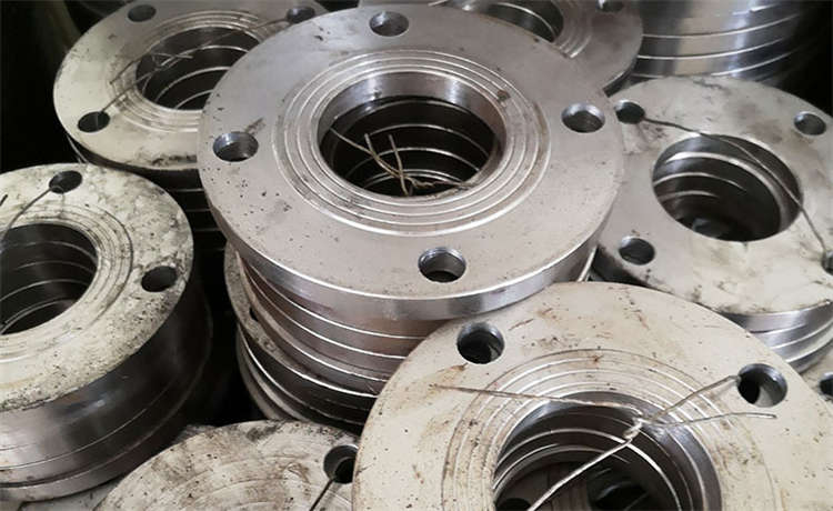 609mm鋼管樁，DN700mm螺旋鋼管，鋼材場鋼護筒加工，3PE防腐螺旋管廠家