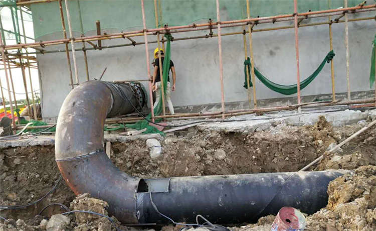 防腐螺旋廠家，鋼材場鋼護筒加工，836mm螺旋鋼管，530-8mm螺旋鋼管