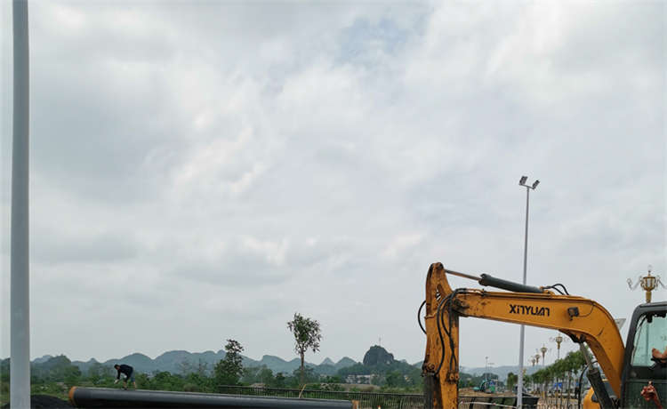 1420-10mm螺旋焊管，防城港1224-12螺旋鋼管，813mm螺旋鋼管，螺旋鋼管廠家