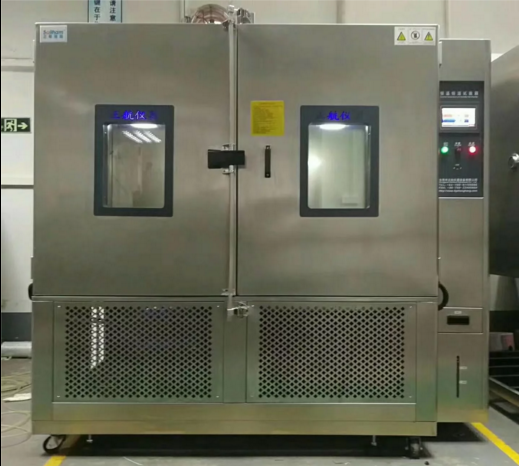 江西做顯示器/平板電腦客戶訂購的大型恒溫恒濕試驗箱正面圖